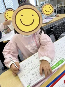 集中して学習に取り組む様子(亀戸大島校)