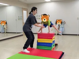 民間学童えすこーと戸越公園校の体操教室